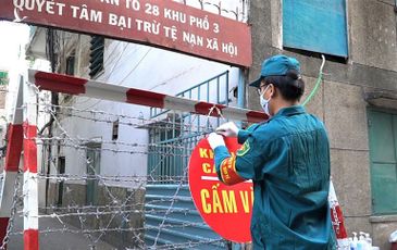 Xử phạt 10 tài khoản tung tin giả phong tỏa toàn TP.HCM