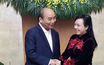Bà Nguyễn Thị Kim Tiến: Covid-19 sẽ vẫy tay chào Việt Nam để ra đi trong nắng hè rực rỡ