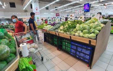 Miền Tây ngày đầu cách ly toàn xã hội: Đường phố vắng vẻ, hàng hóa siêu thị dồi dào
