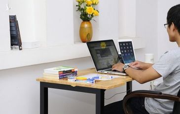 Cách ly toàn xã hội: Làm việc tại nhà, hưởng 100% lương