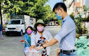 TPHCM xử phạt người không đeo khẩu trang nơi công cộng qua camera