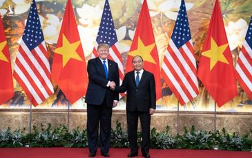 Thủ tướng điện đàm với TT Mỹ: Ông Trump cảm ơn Việt Nam hỗ trợ, ngỏ ý tặng máy thở