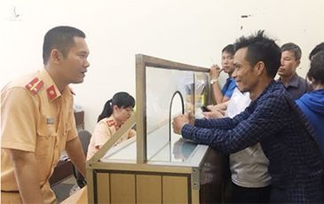 Thành lập ban Ban soạn thảo xây dựng Luật Bảo đảm trật tự, an toàn giao thông đường bộ