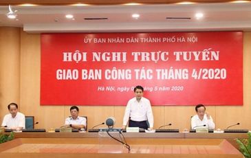 Chủ tịch Hà Nội: ‘Có đồng chí phó phòng om hồ sơ của doanh nghiệp 8 tháng’