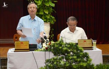Thường trực Ban Bí thư Trần Quốc Vượng làm việc với Thành ủy Đà Nẵng