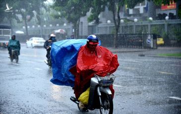 TP.HCM sắp có mưa lớn, ngập nặng do bão số 1 hút gió Tây Nam