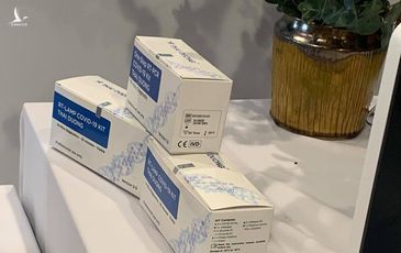 Thêm 2 test xét nghiệm COVID-19 của Việt Nam được dán nhãn tiêu chuẩn châu Âu
