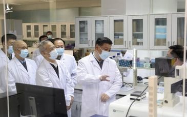 Công ty Trung Quốc ‘đi đường tắt’, dùng nhân viên thử vaccine Covid-19