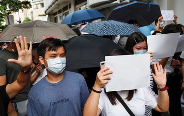 Canada nói rõ luật an ninh Hong Kong là ‘bước lùi’, Trung Quốc chỉ trích ‘Canada can thiệp thô bạo’