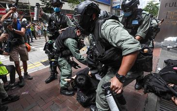 Cảnh sát Hong Kong bắt người đầu tiên theo luật an ninh quốc gia mới