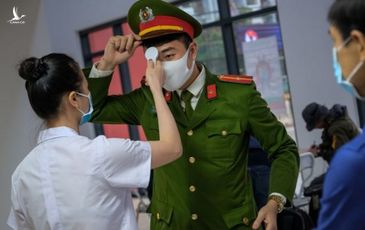 Về tin đồn “Công an Việt Nam được bí mật tiêm vắcxin chống COVID-19”