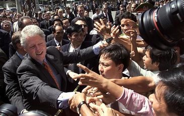 Thiếu tướng An ninh kể chuyện hậu trường bảo vệ Tổng thống Bill Clinton thăm Việt Nam