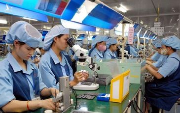 Vị trí trung gian có thể giúp FDI vào Việt Nam lội ngược dòng