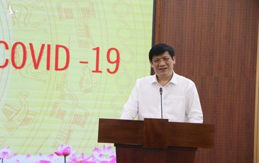 GS.TS Nguyễn Thanh Long: ‘Chúng ta phải coi mỗi cơ sở y tế là một pháo đài vững chắc, mỗi cán bộ y tế là chiến sĩ trên tuyến đầu’