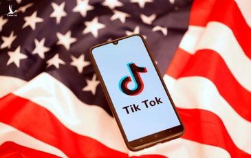 TT Trump ký sắc lệnh triệt đường làm ăn của TikTok, WeChat tại Mỹ