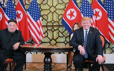 Nhà báo Mỹ tiết lộ 25 bức thư cá nhân giữa Tổng thống Donald Trump và ông Kim Jong-un