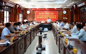 Trưởng Ban Tổ chức Trung ương: “Không vì cơ cấu mà hạ tiêu chuẩn nhân sự“