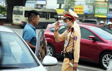 Bộ Công an đề xuất rút thời hạn bằng lái xe xuống còn 5 năm: ‘Để quản lý tốt hơn sức khỏe của tài xế’