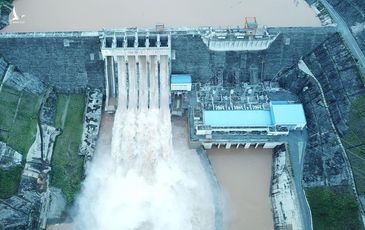 Nguy cơ lũ trên sông Hồng tăng cao do xả lũ từ Trung Quốc