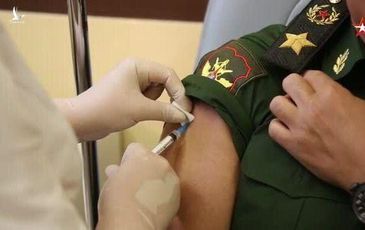 CNN xác nhận vaccine Covid-19 của Nga có hiệu quả trên người