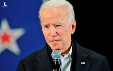 Ông Biden có thể đang đi vào “vết xe đổ” từng khiến bà Clinton thất cử