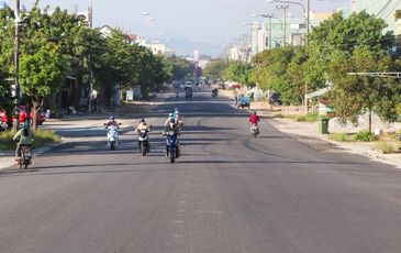 26 tỷ làm 1,8 km đường, một năm vẫn chưa xong