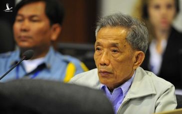 Cai ngục khét tiếng thời Khmer Đỏ qua đời ở tuổi 77