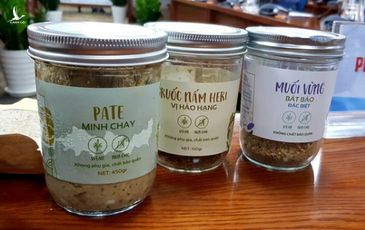 Sốc với phí điều trị cho hai chị em ruột ngộ độc pate Minh Chay ở Long An