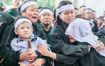 Nỗi đau của những người vợ lính