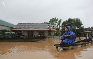 Hai cơn bão mới đang hình thành, một cơn hướng vào miền Trung