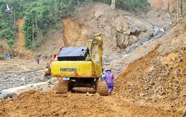 Sạt lở đất tại miền Trung: Rà soát để cảnh báo sớm