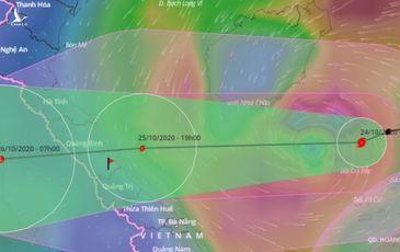 Tâm bão số 8 hướng vào Quảng Bình