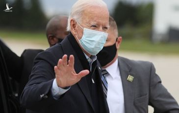 Bầu cử Mỹ 2020: Ông Biden quyết không cách ly dù nhân viên mắc Covid-19