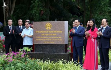 Thông xe cầu vượt hồ Linh Đàm