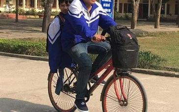 Sự thật đáng buồn về câu chuyện lấy đi hàng nghìn giọt nước mắt về chàng trai 10 năm cõng bạn đến trường