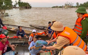 Cục CSGT lập trung tâm chỉ huy, sẵn sàng giúp dân ứng phó bão số 9