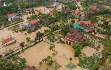 Chuyên gia Khí tượng thế giới: Việt Nam đang chịu ‘tác động thời tiết tồi tệ nhất thế giới’