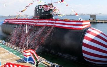 Nhật Bản hạ thủy tàu ngầm ‘Cá voi lớn’ đối phó TQ