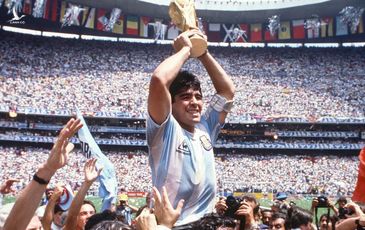 Maradona qua đời