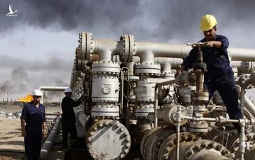 NÓNG: Nhà máy lọc dầu công suất 2 vạn thùng mỗi ngày của Trung Quốc bị IS tấn công?