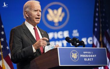 Những tuần sau bầu cử phô bày khác biệt giữa hai ông Donald Trump và Joe Biden