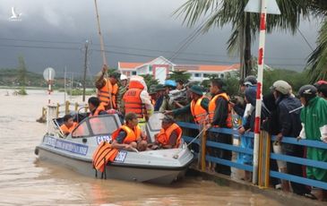 “Ngập lụt chưa từng có trong 10 năm trở lại đây”