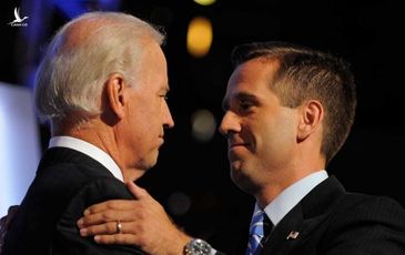 Hai người con trai trái ngược của ông Joe Biden