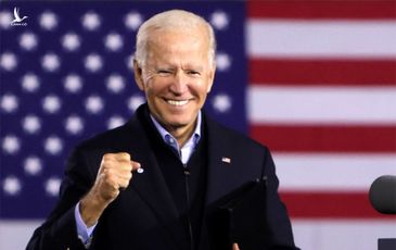 Ông Trump bắt đầu chuyển giao, ông Biden được hưởng đặc quyền gì?