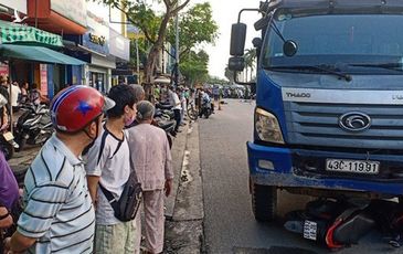 Cô gái dừng đèn đỏ bị xe tải tông tử vong: Đó không chỉ là tai nạn mà là tội ác!