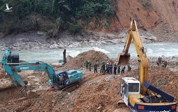 Thủ tướng nói về nguyên nhân sạt lở vùi lấp bộ đội và người dân ở miền Trung