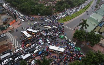 Hãy bớt khôn lỏi đi cho người khác được nhờ!