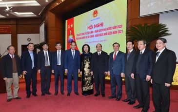 Thủ tướng: Quản lý tài chính quốc gia tốt là khi tác động tích cực đến sản xuất kinh doanh