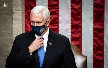 Phó tổng thống Pence nổi giận vì bị ông Trump chỉ trích