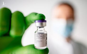 Nghịch lý trong cuộc tranh giành vaccine Covid-19 toàn cầu